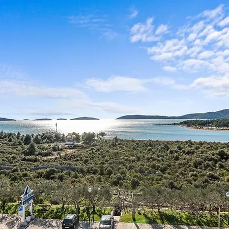 Guest house In - Barun - Sea View And Sibenik
