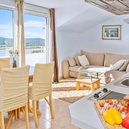 In - Barun - Sea View And Guest house Sibenik